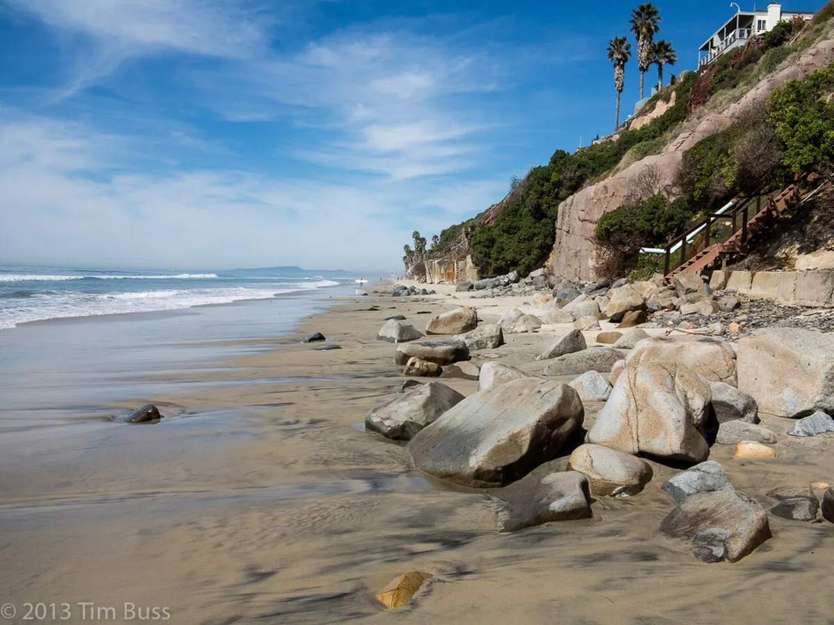 Beacon's Beach: boulders below the bluff and the switchback trail