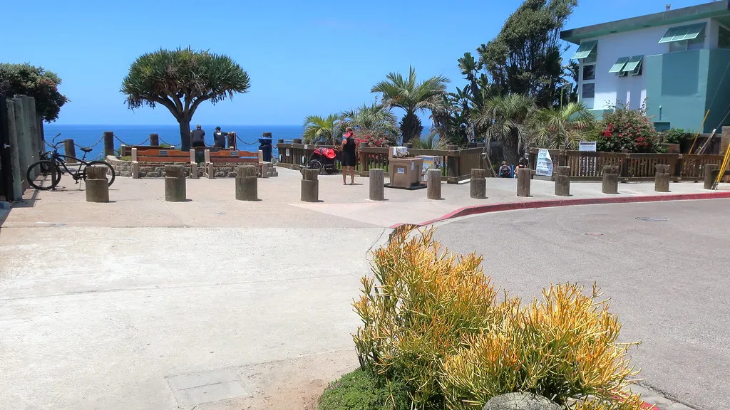 The plaza at D Street Viewpoint Park, with benches and ocean views